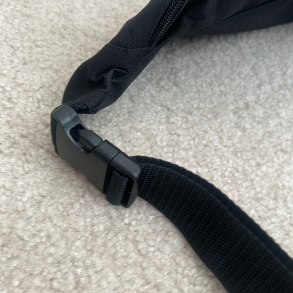 Mickey's Friends Fanny Pack Crossbody Bag Disney Cartoon Character‎ Belt Bag - Picture 7 of 8